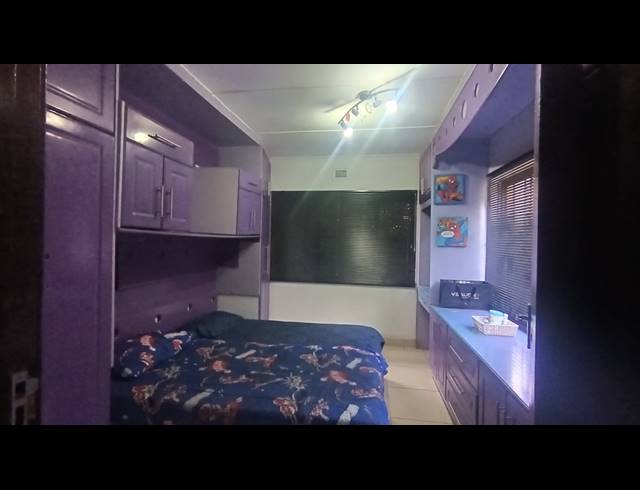 4 BEDROOM HOUSE FOR SALE IN KHARWASTAN